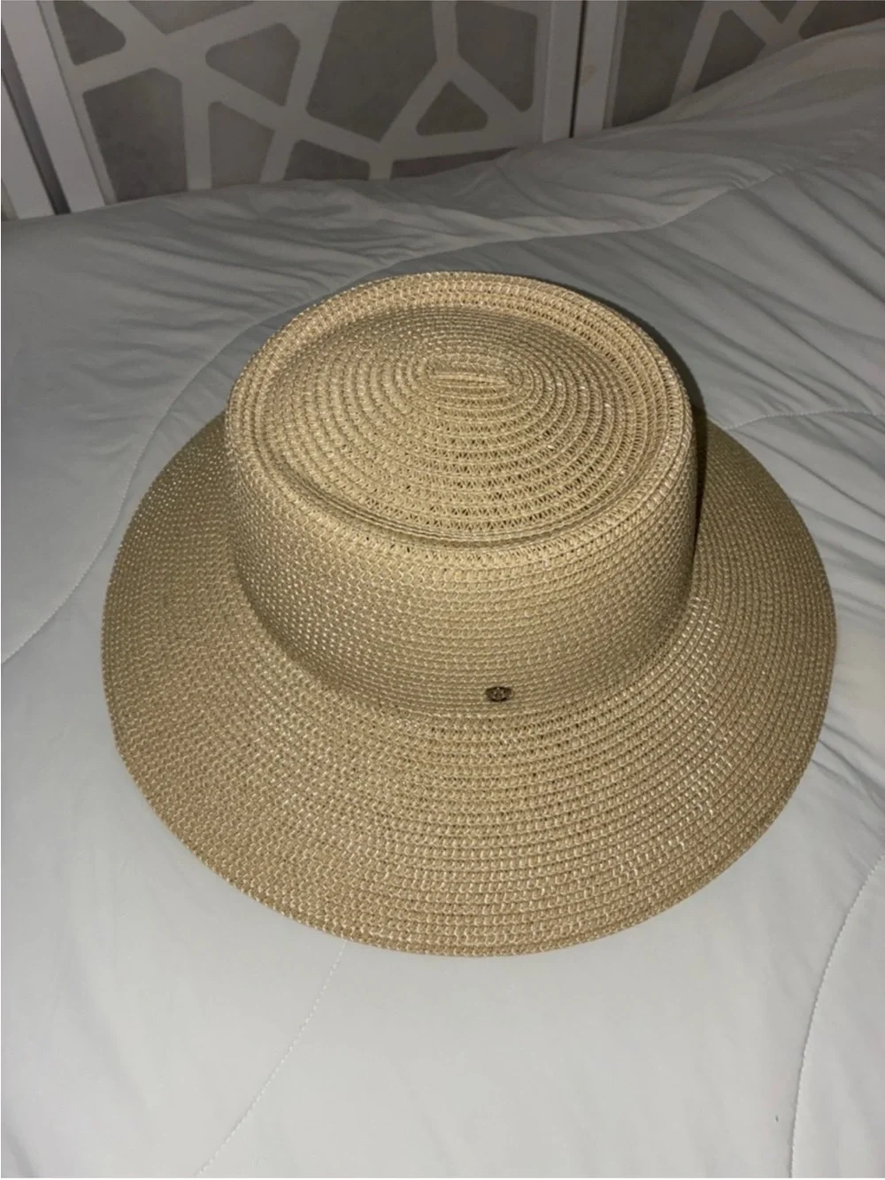 lululemon athletica Beige Wide-Brim Straw Sun Hat - Picture 2 of 5
